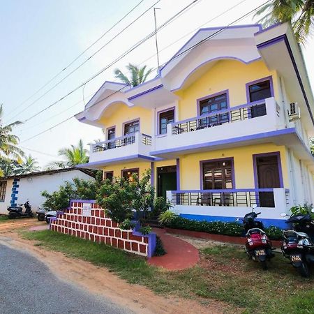 Lobo'S Guesthouse Cavelossim Zewnętrze zdjęcie