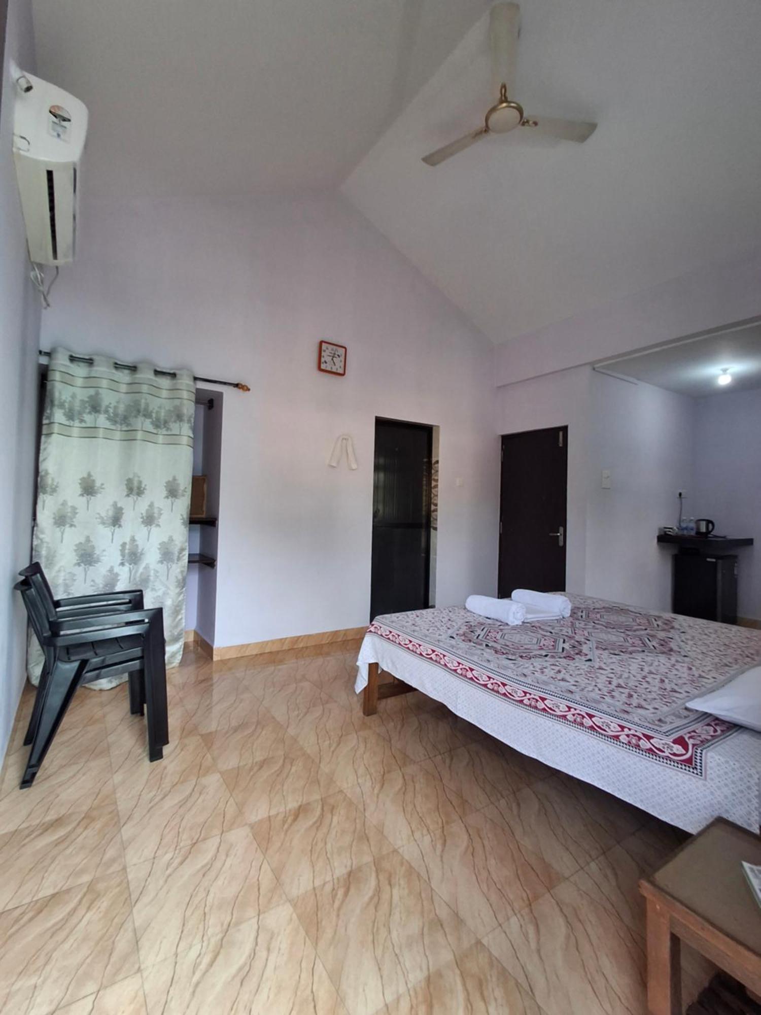 Lobo'S Guesthouse Cavelossim Zewnętrze zdjęcie