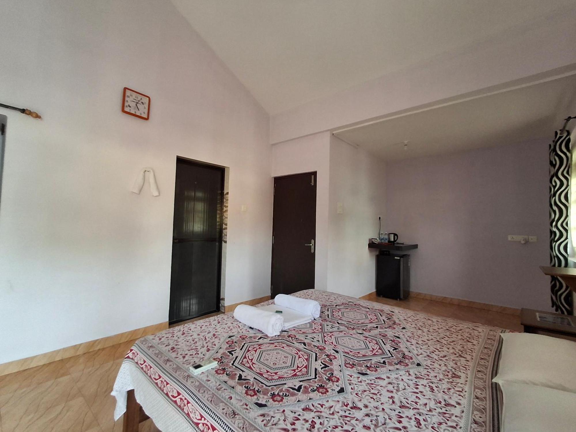 Lobo'S Guesthouse Cavelossim Zewnętrze zdjęcie
